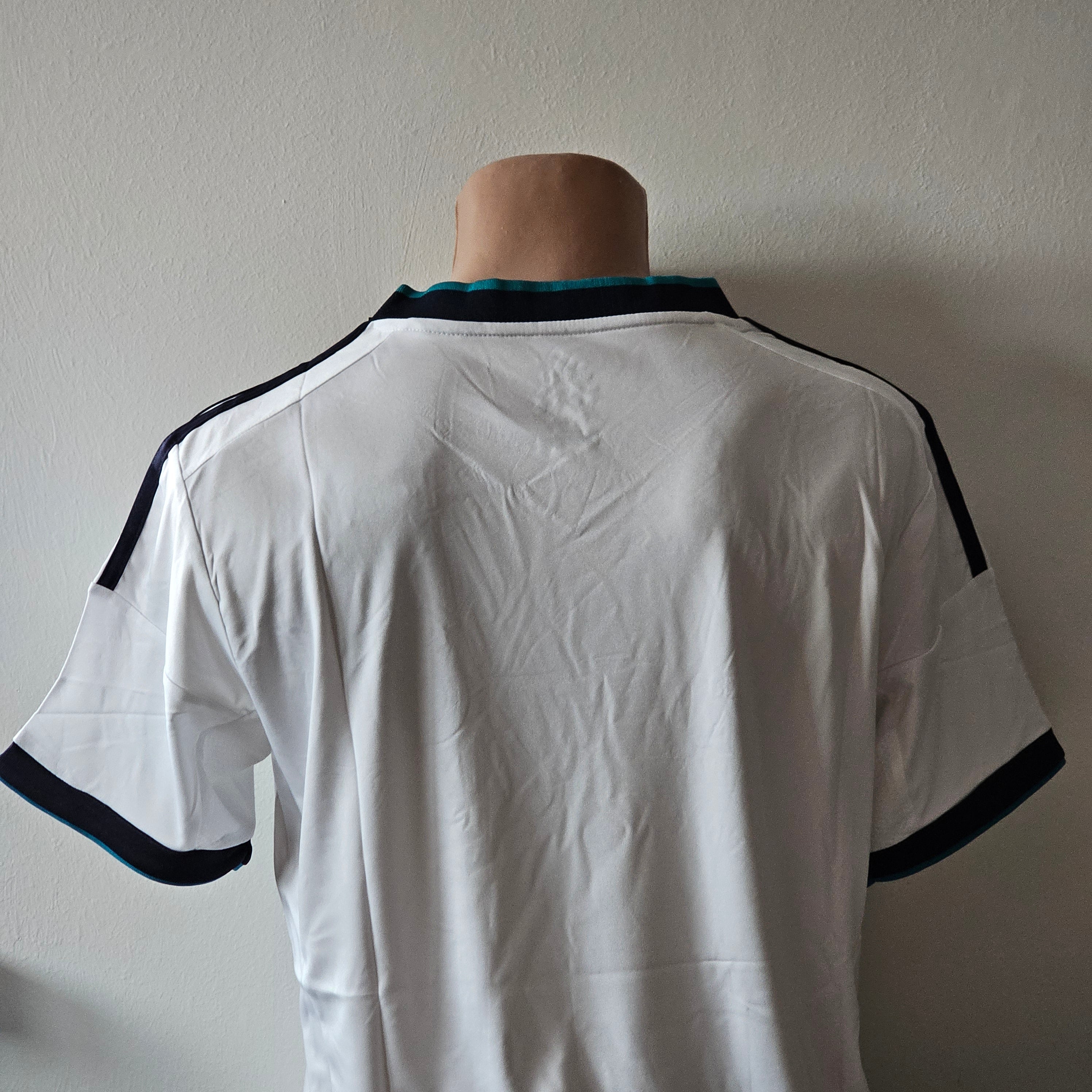 Tricou Retro Real Madrid 12/13