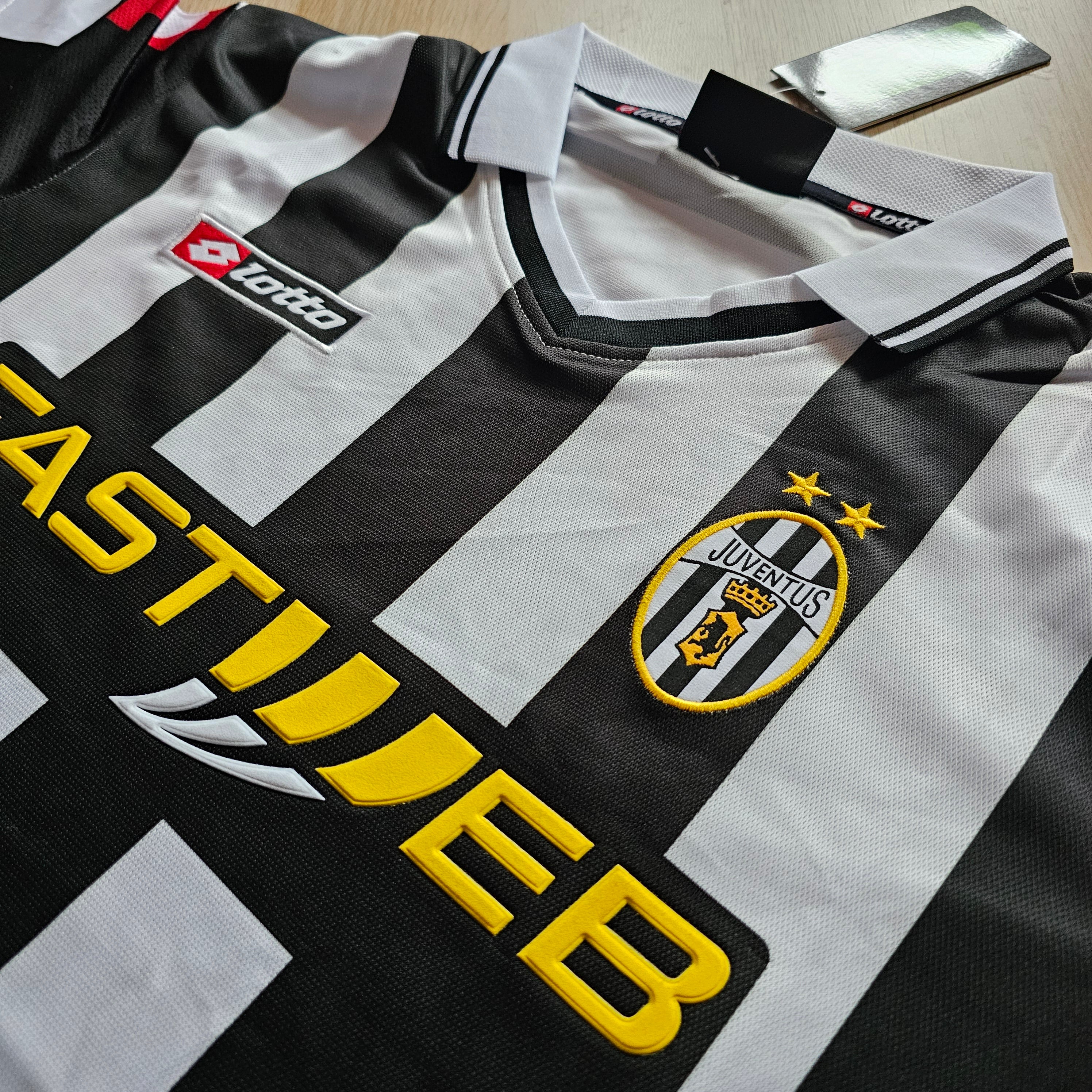 Tricou Retro Juventus 01/02