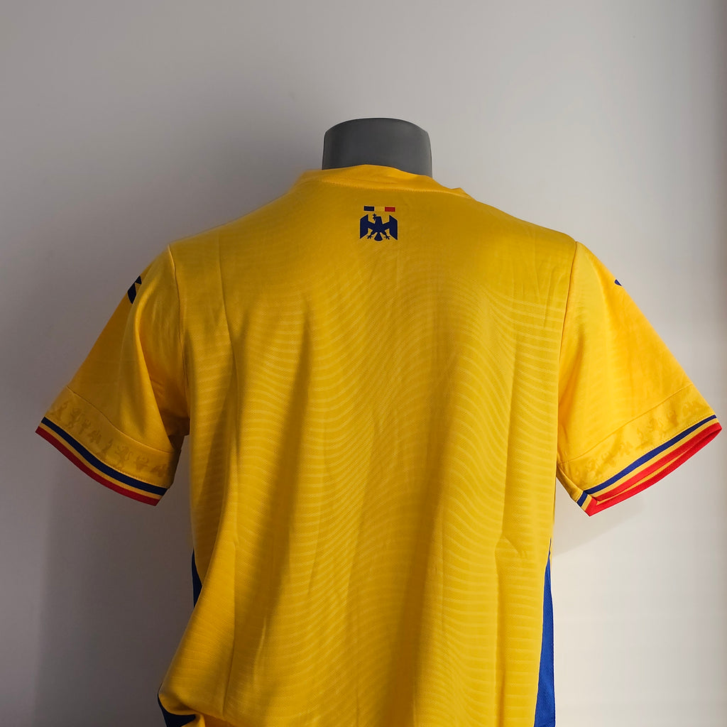 Tricou România 2025