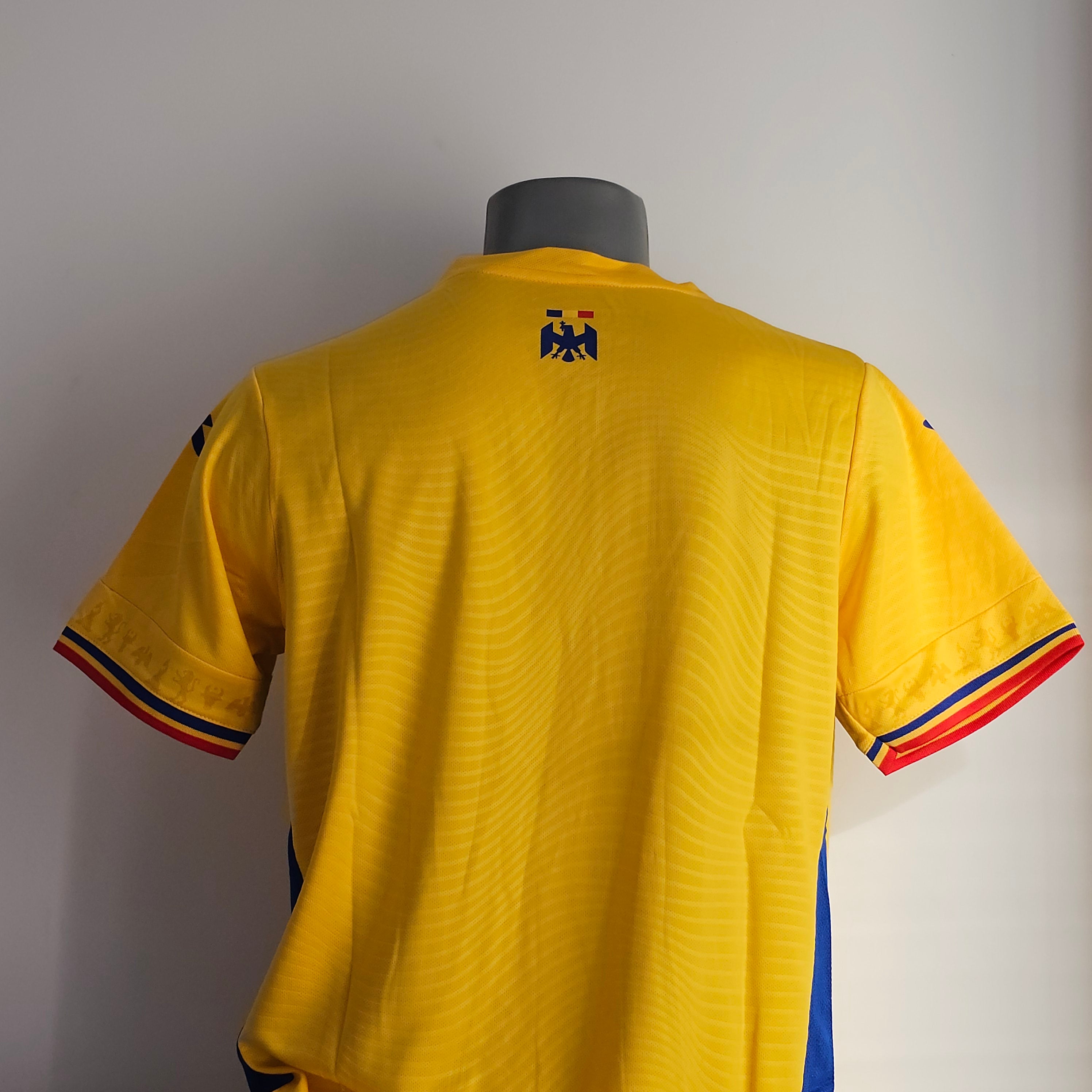 Tricou România 2025